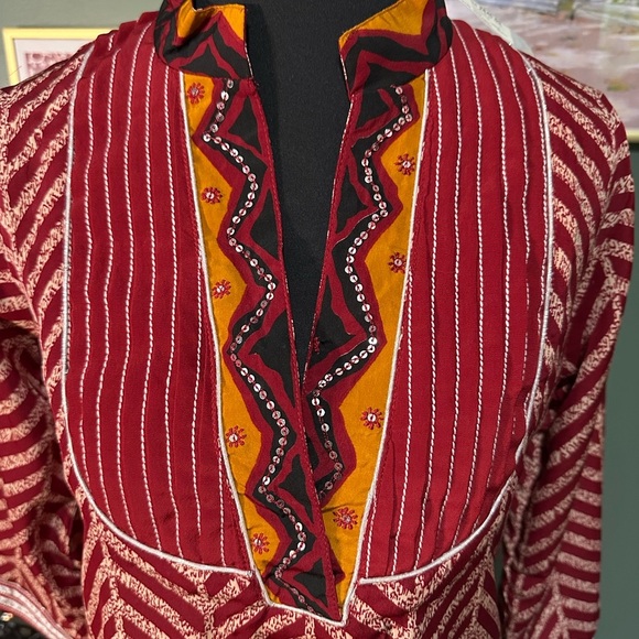 NWT Isvarah Silk Red and Orange Three Quarter Sleeve Dress Size S 🦄 - Picture 2 of 6